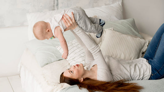 Droša ādas kopšana bērniem un zīdaiņiem: ko nevajadzētu iekļaut sastāvā